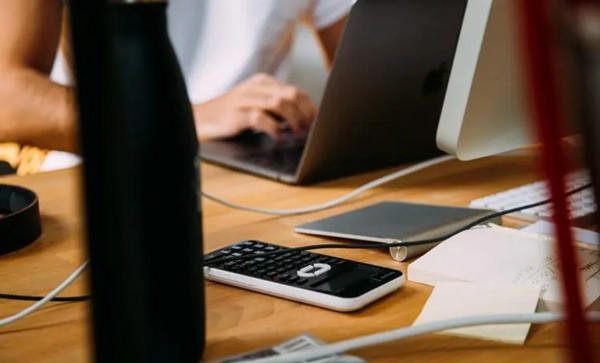 外貿(mào)獨立站怎么做免費流量？